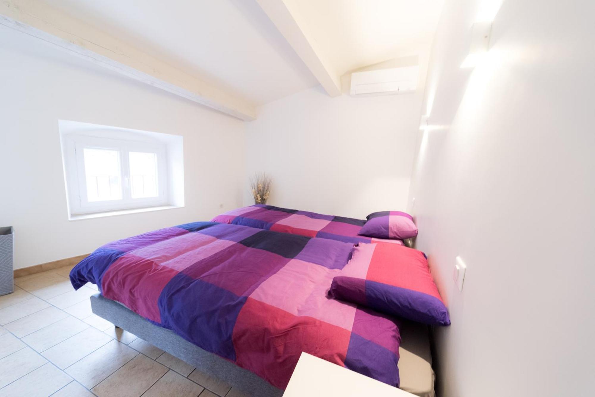 Apartament Ravissant Triplex Et Duplex Au Centre De Pont St Esprit Zewnętrze zdjęcie