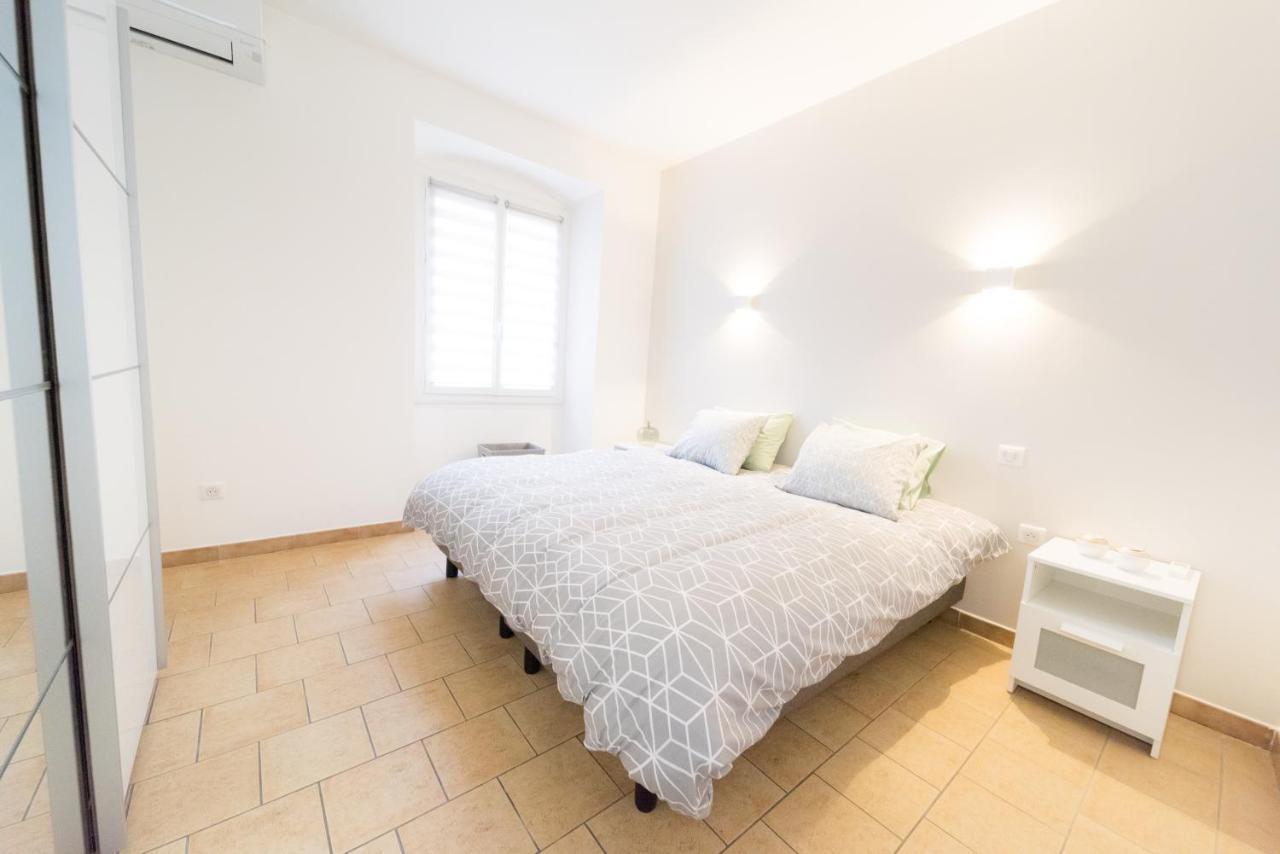 Apartament Ravissant Triplex Et Duplex Au Centre De Pont St Esprit Zewnętrze zdjęcie