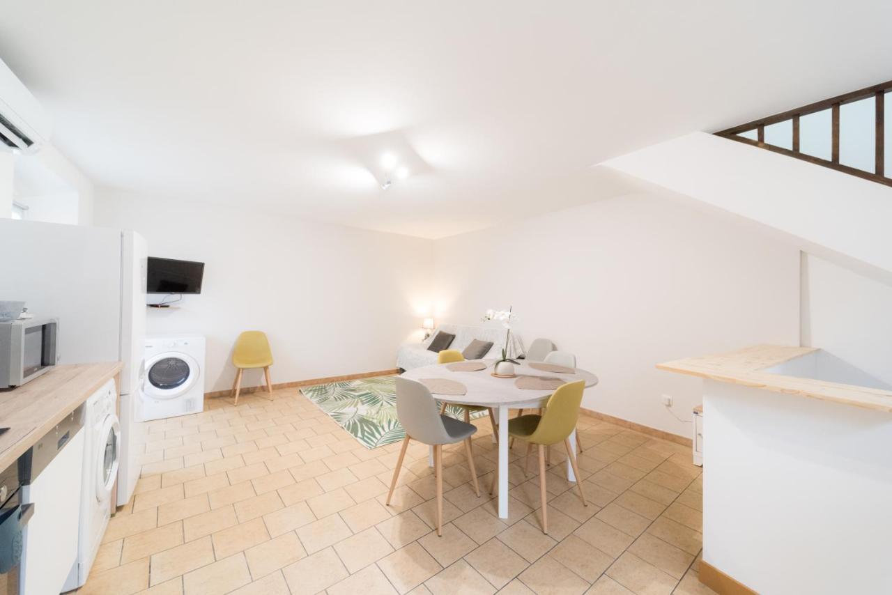 Apartament Ravissant Triplex Et Duplex Au Centre De Pont St Esprit Zewnętrze zdjęcie