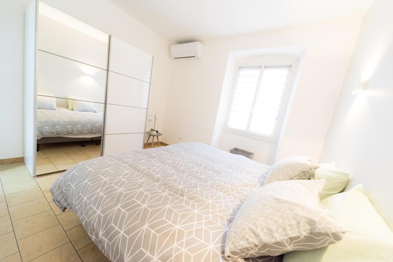 Apartament Ravissant Triplex Et Duplex Au Centre De Pont St Esprit Zewnętrze zdjęcie